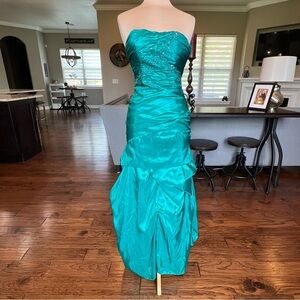 VTG 90's Dresses by Deb Prom Formal Evening Gown Dress Size 5/6 Green Lace Up
